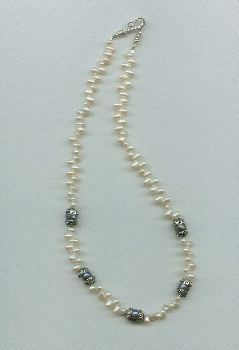 freshwater pearl strand
