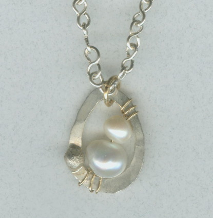 pearlpendant4002